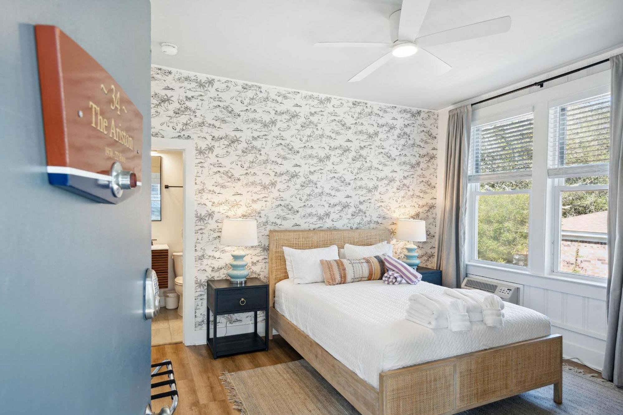 Folliday Inn - The Ariston - Room 34 ฟอลลีบีช ภายนอก รูปภาพ